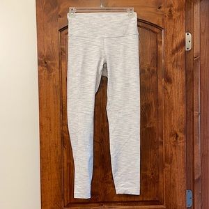 NWOT Lululemon Wunder Under